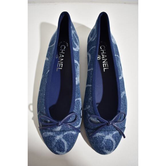 Chanel 23B Printed Denim Blue White CC Logo Bow Tie Ballet Ballerina Flat 40 - Picture 8 of 12